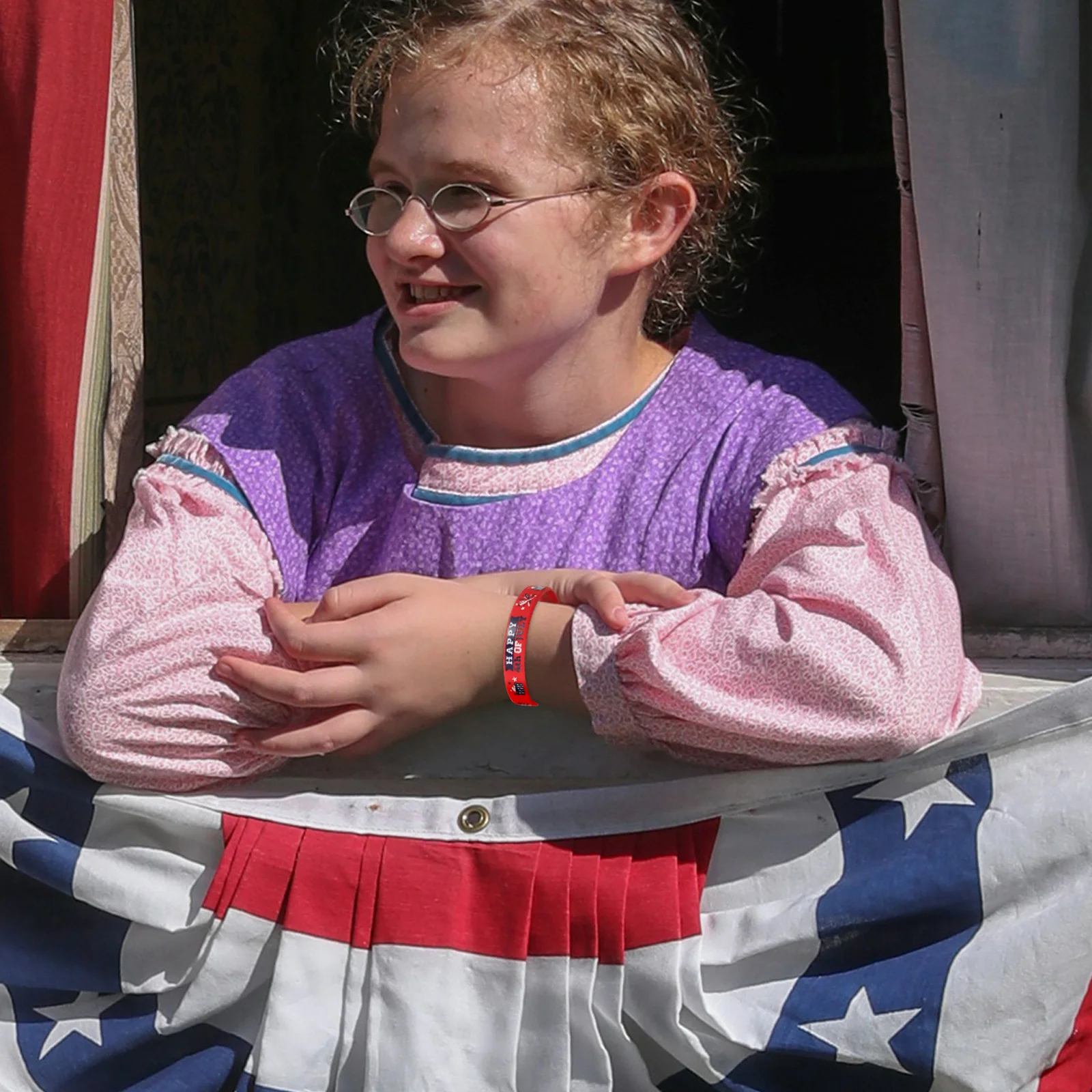 

12Pcs Usa Silicone Independence Day Wristbands Patriotic Party Accessories Reusable Lightweight Bracelets for Festival