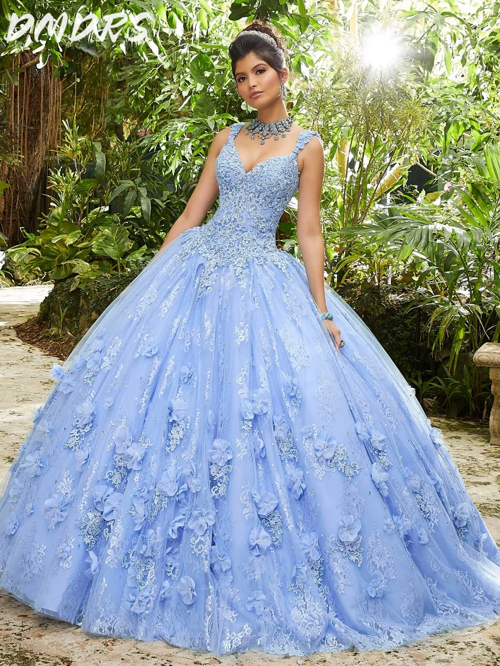 

Sexy spaghetti strap Quinceanera Dress 2025 Charming Sleeveless Party Dress Shiny Applique Party Ball Gown 16 Customized