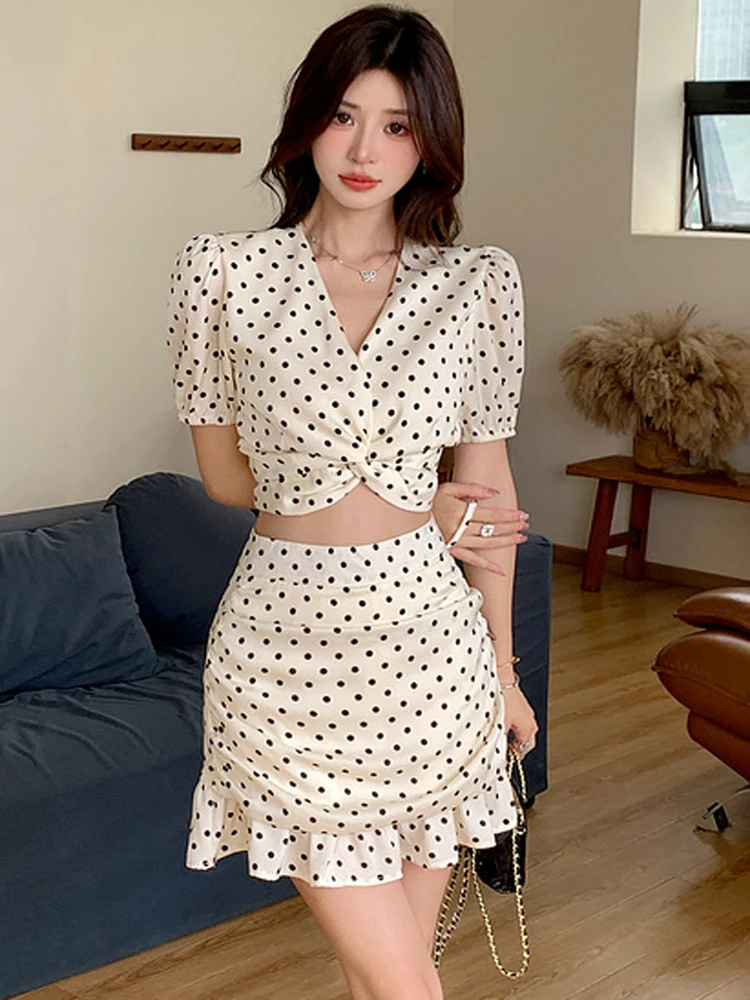 

Women Sexy Suit 2025 V-Neck Short Sleeve Polka Dot Printed Slim Crop Top + High Waist Bodycon Ruffles Mini Skirt 2 Piece Set