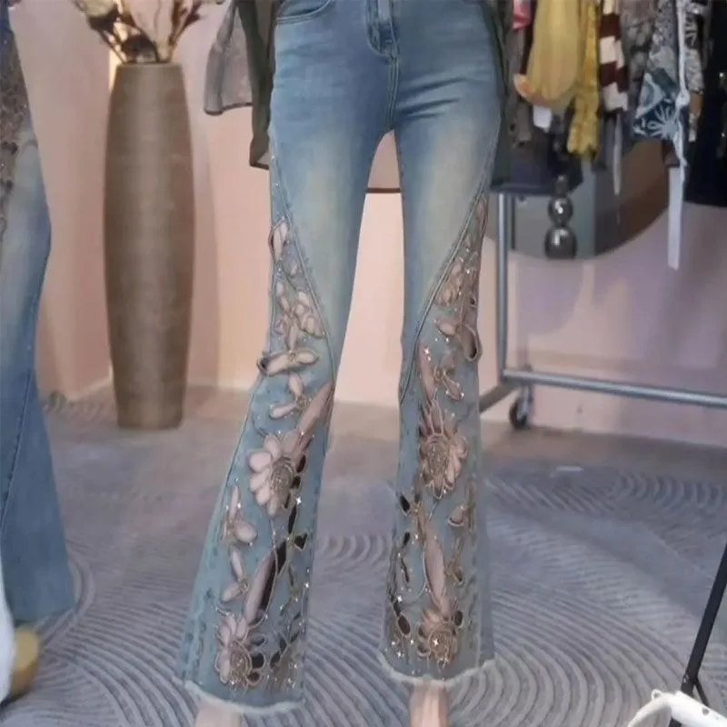 

Autumn New Fashion Hollowed-out Embroidered Jeans Hollowed-out Style Slimming Heavy Workmanship Versatile Flared Nine-inch Pants