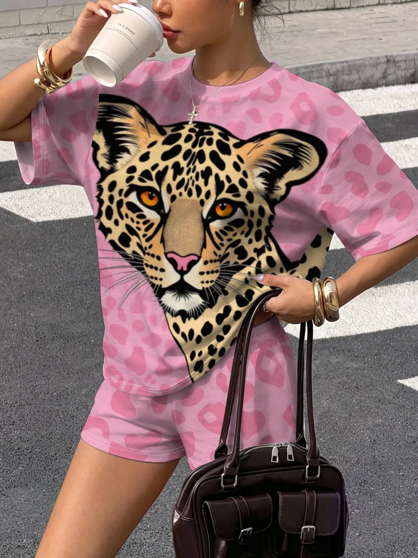 2026 Summer New Street Fashion Casual Versatile Comfortable 3D Leopard Pattern Printed Women's Short-Sleeve Shorts Set