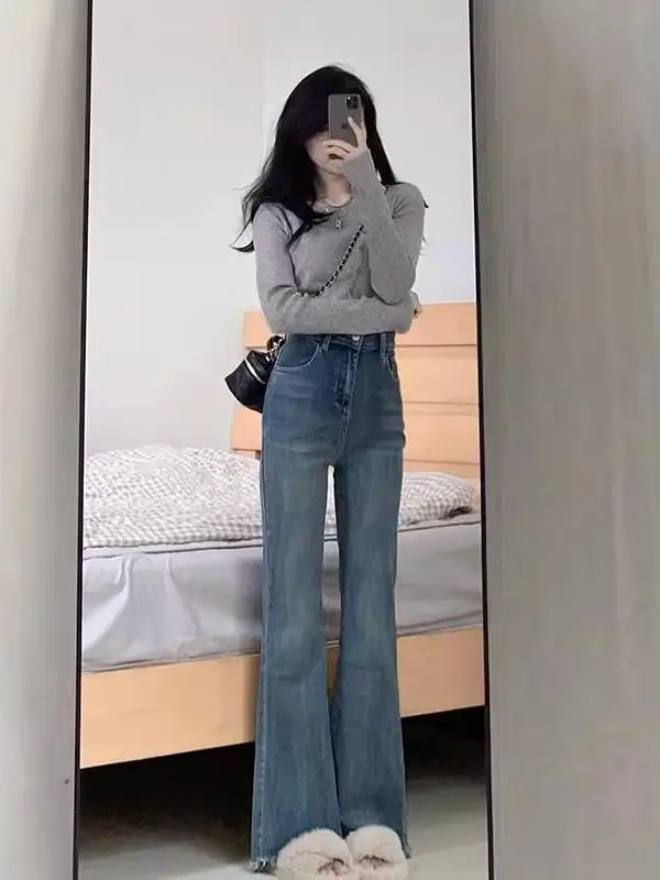 

Retro Blue Frayed Hem Micro Flared Denim Jeans Women's High Waist Slimming Versatile Long Trousers Spring 2025 New Arrival