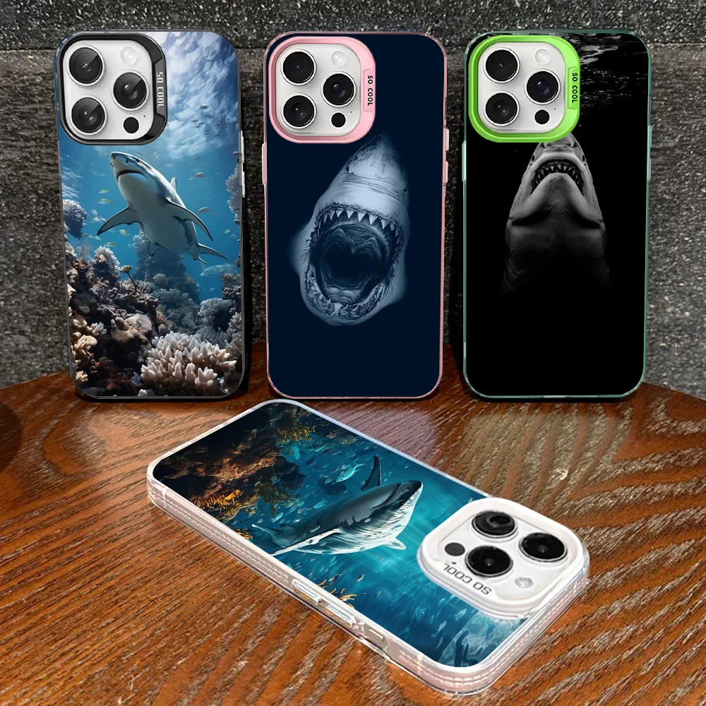 

Ocean Whale Shark Swimming Phone Case For IPhone 16 15 14 13 12 11 Pro Max X XR XSMAX 8 7 Plus Matte Shockproof Back Cover