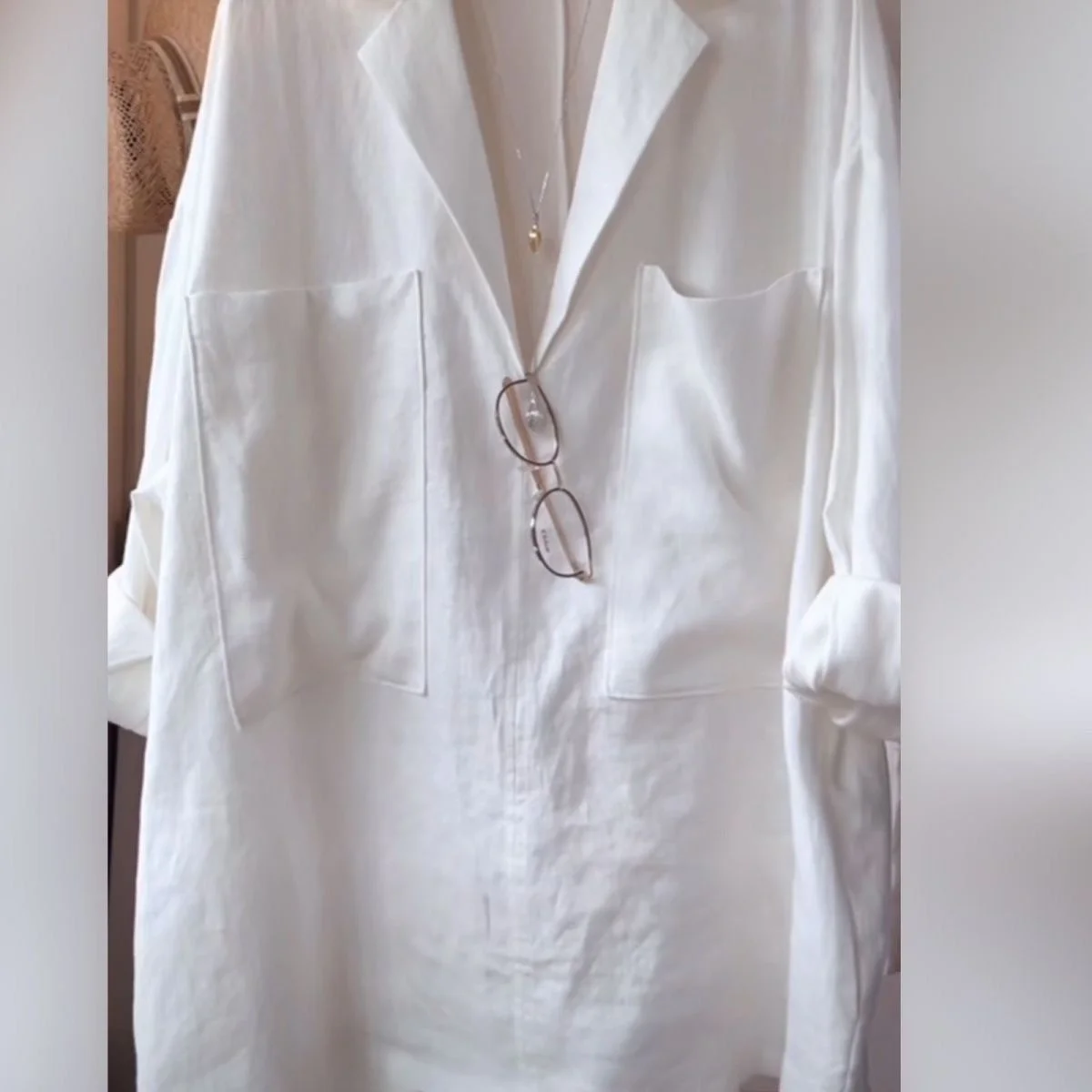 Elegant Slimming Deep V-Neck Short Sleeve Shirt Women's Luxury Fashion Summer New Style European Goods Breathable Comfortable