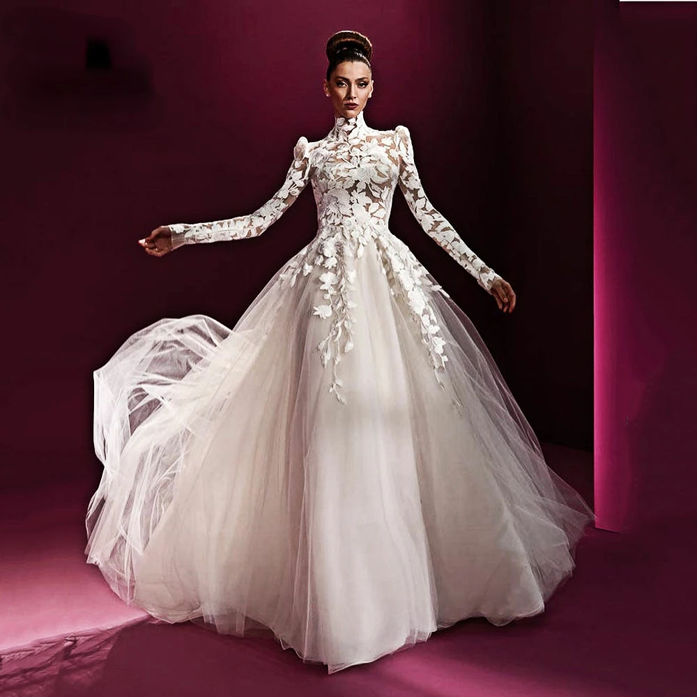 Halter Neck Long Sleeves White Wedding Dress Lace Appliques A-Line Zipper Back Court Train Bridal Gowns Vestidos De Novia 2023