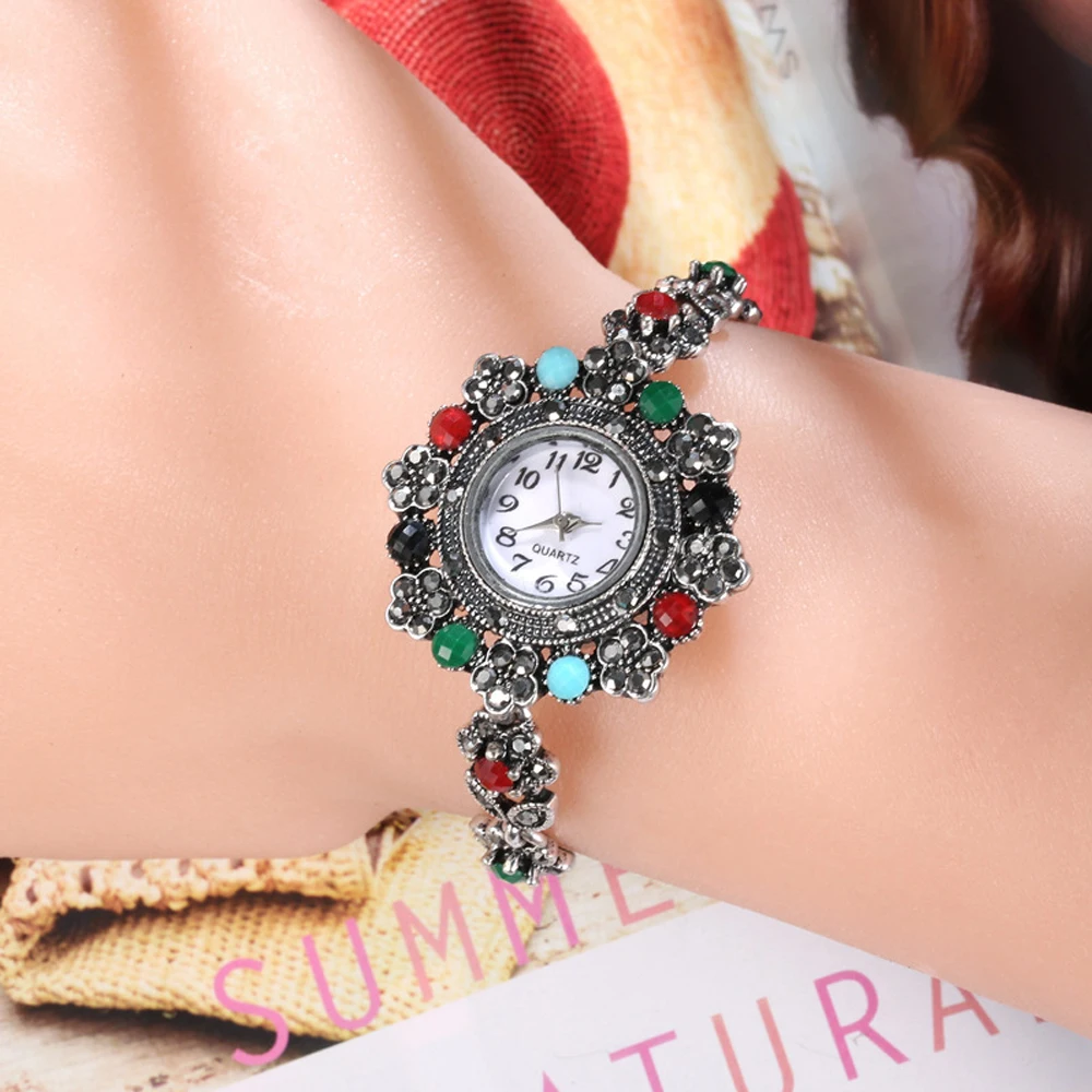 

Древние серебряные женские часы, винтажные украшения с бриллиантами натурального цвета, изысканные и компактные, подходят для женских подарков