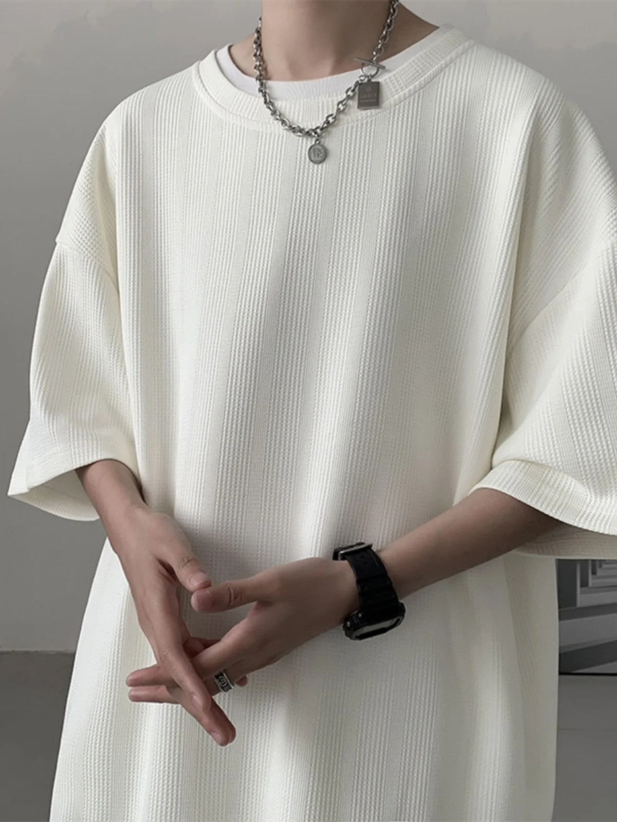 

Loose Fit Men's T-irt Summer Thin Breathable ort Sve American Retro Trendy Versatile f Sve Body irt Texture Se...