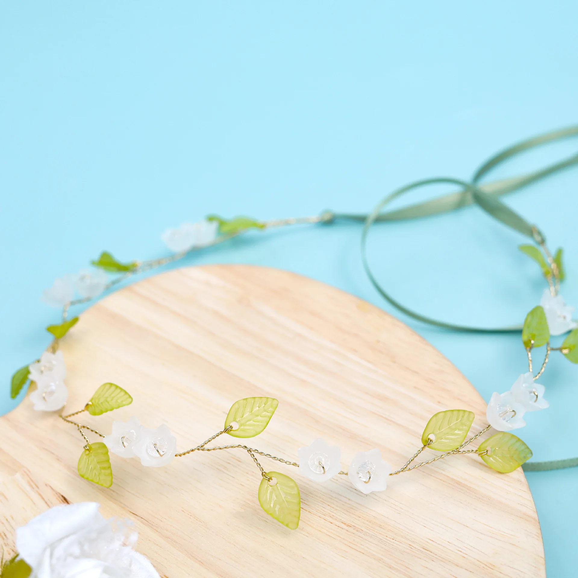 

Повязка для волос с имитацией цветка, головной убор на шнуровке с цветочным листом на День святого Валентина, модные свадебные аксессуары для волос, милые свадебные диадемы