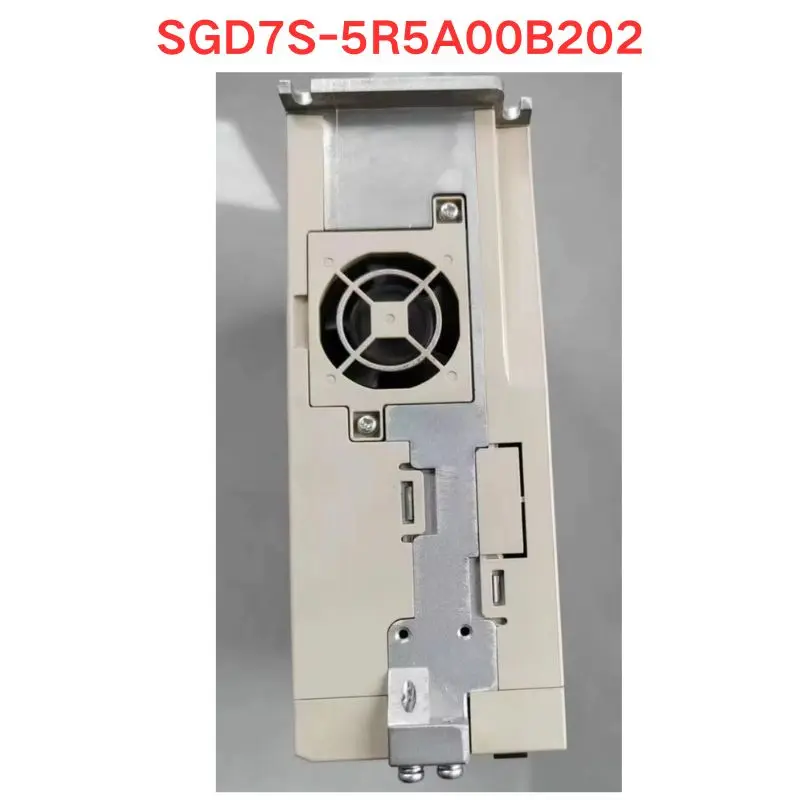 Used SGD7S-5R5A00B202 Servo driver Functional test OK