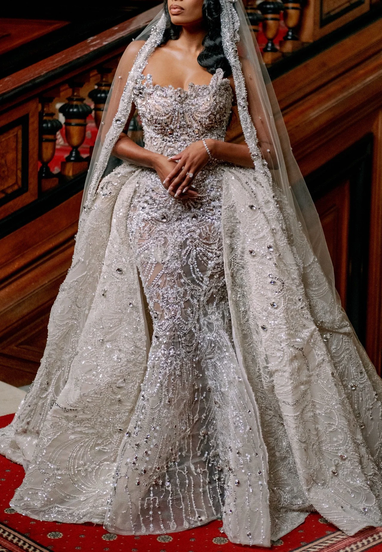 Gorgeous Mermaid Lace Beaded Women's Wedding Dress Sexy Exposed Strap Detachable Train Bridal Dress Vestido De Noiva Customized