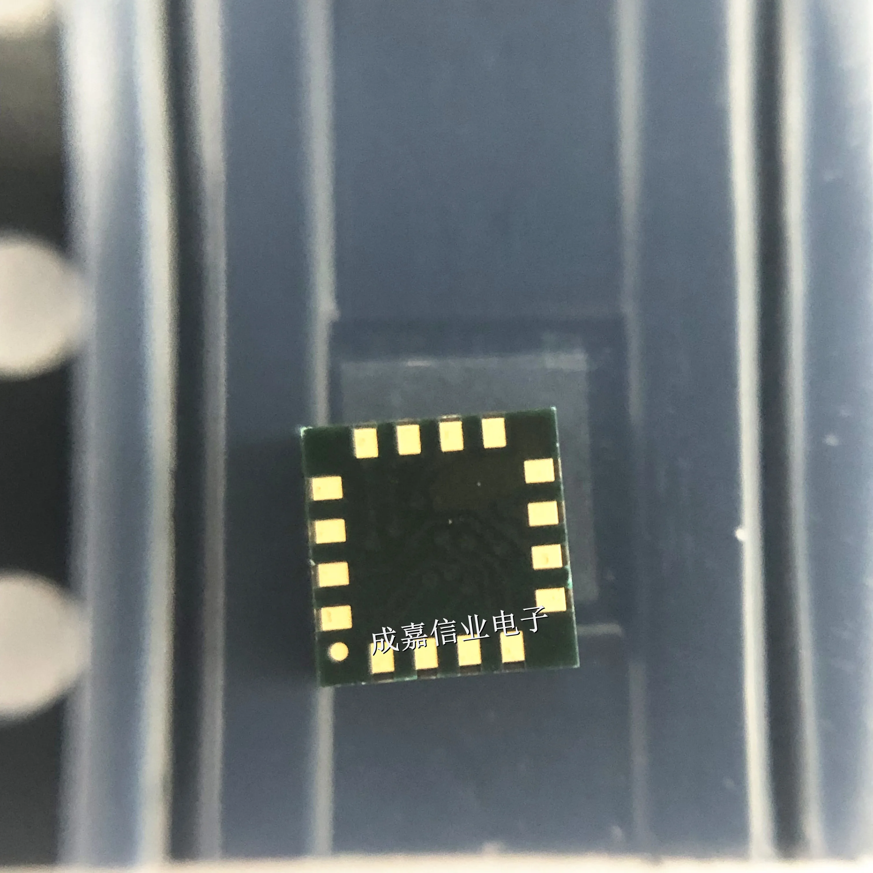 5pcs/Lot IST8310 LGA-16(3x3) MARKING;010 3D Magnetic Sensor 14bit Three-axis Digital Magnetometer