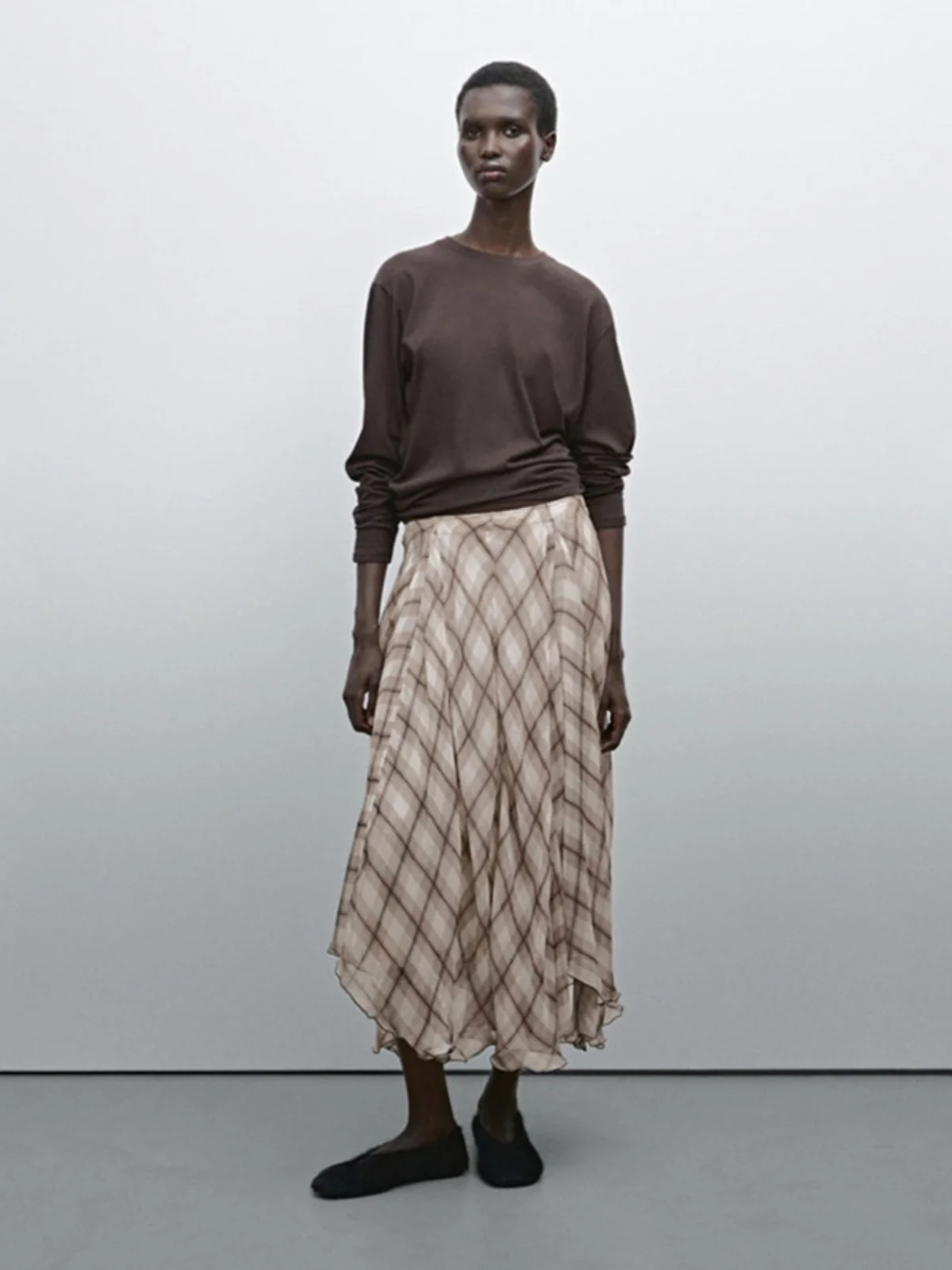 Künstlerischer, lässiger, karierter F-Rock für Damen, Frühling und Sommer, Neuankömmling, drapiert, lockere Passform, Glocken-Bot-Rock, Ci-Pendlerfreundlich