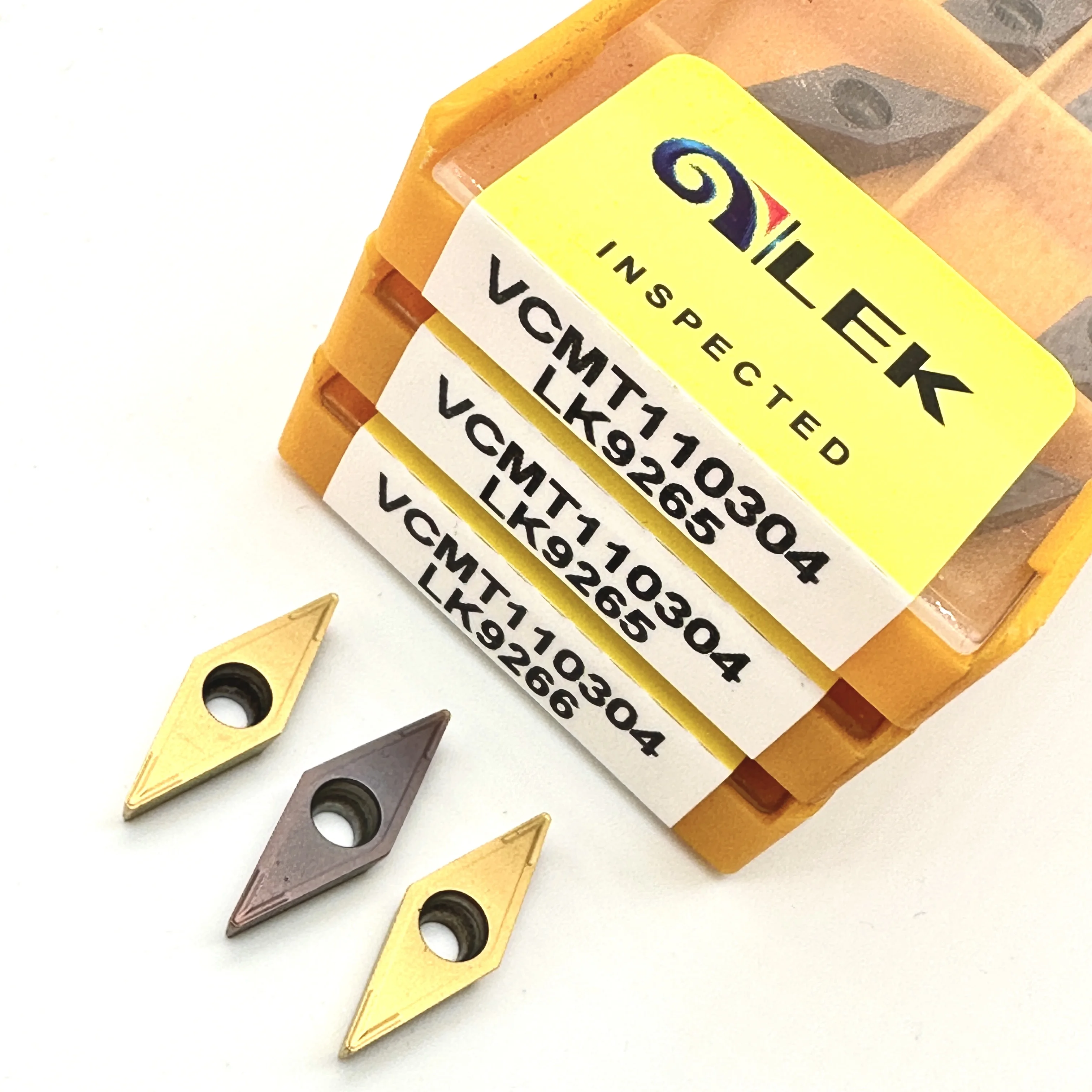 

VCMT110304 LK9265/LK9266 Высококачественные твердосплавные вставки Внутренний токарный инструмент VCMT 110304 Токарный станок по металлу Токарная вставка с ЧПУ