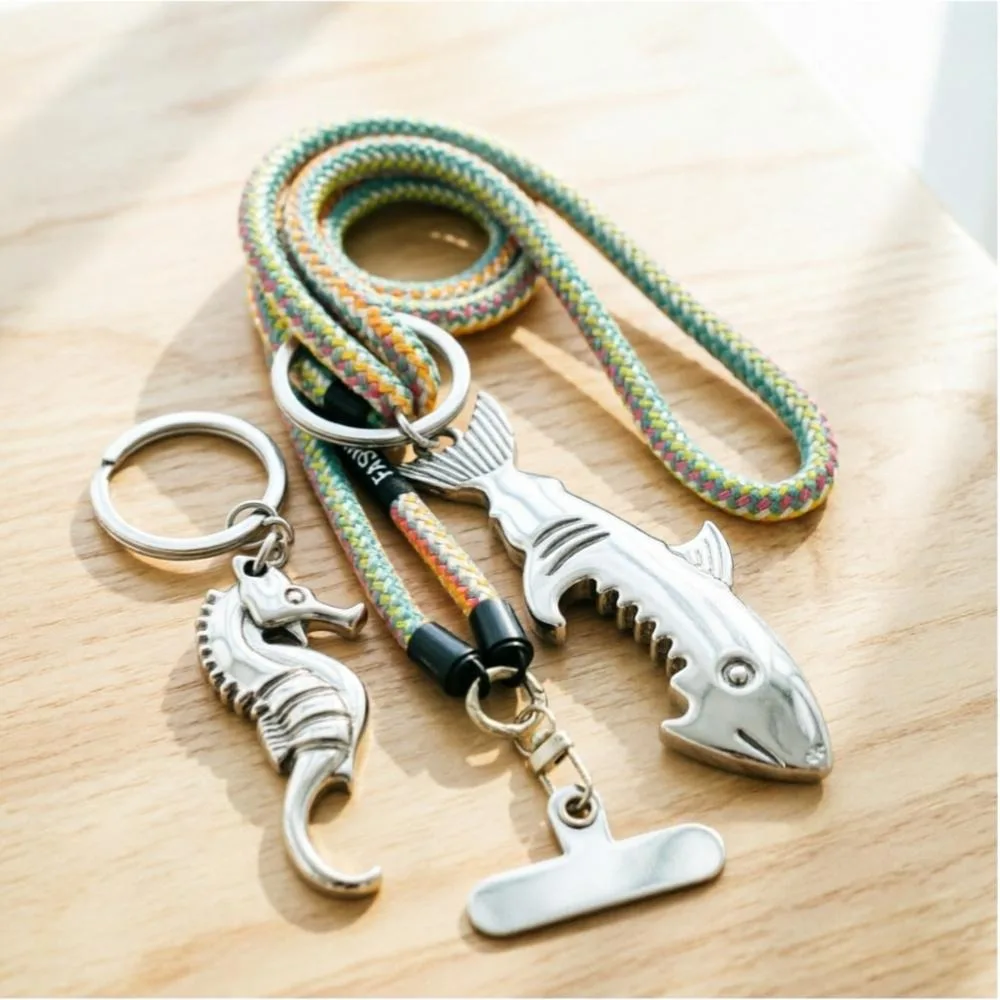 

Shark Shaped Bottle Opener Keychain Shaped Seahorse Silver Color KeyRing Beer Unique Creative Ring Phone Strap Gift Bar Tools