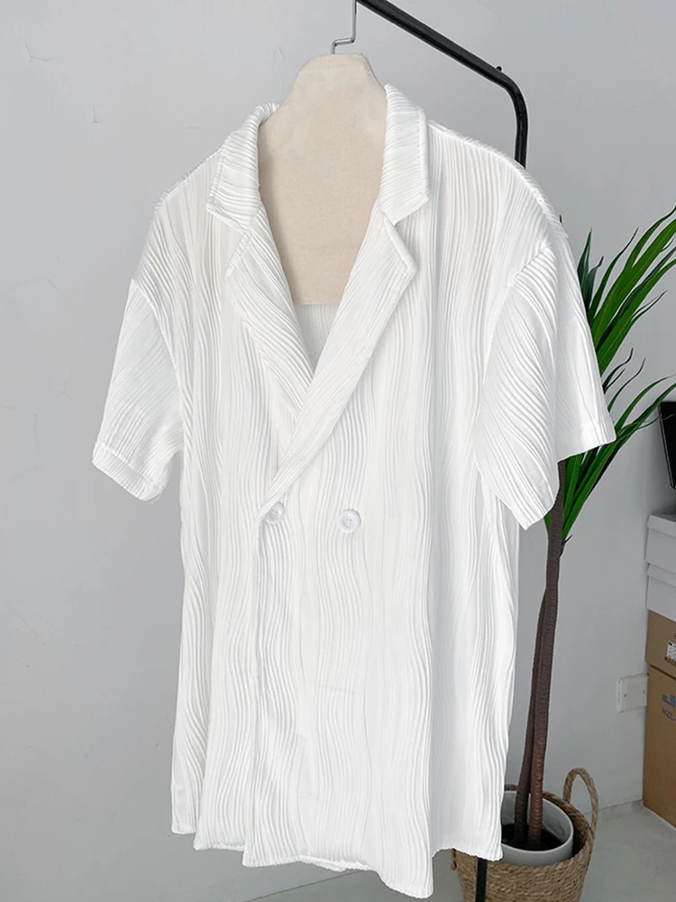 [EAM] Women White Pleated Elegant Big Size Blouse New Lapel Short Sleeve Loose Fit Shirt Fashion Tide Spring Summer 2024 1DF0381