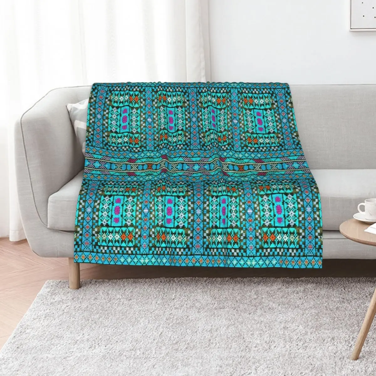 Mixed Design Embroidery in Colors Throw Blanket Furry anime Bed linens Tourist Flannel Decorative Sofas Blankets