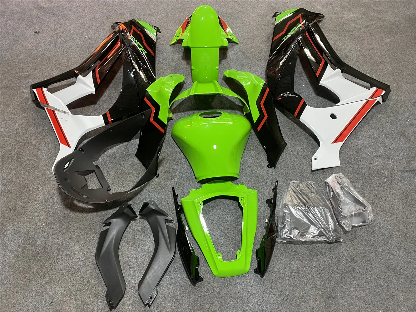 Motorcycle Fairing Kit Suitable for Kawasaki ZX-10R 11-15 Year 10R 2011 2012 2013 2014 2015 Fairing Green White Red