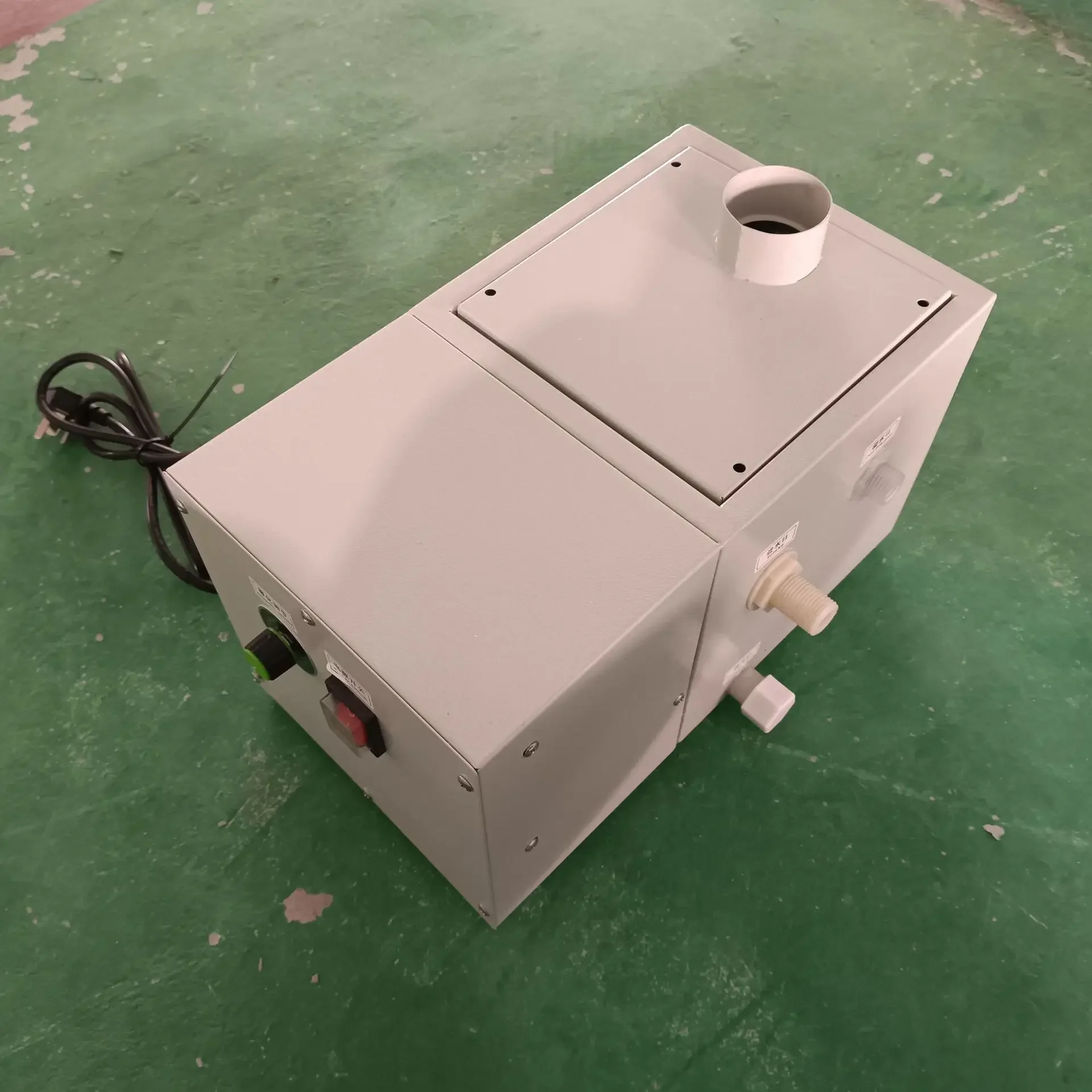 

3kg Small Ultrasonic Industrial Humidifier Sewing Machine Printing Machine Dust-Reducing Nebulizer