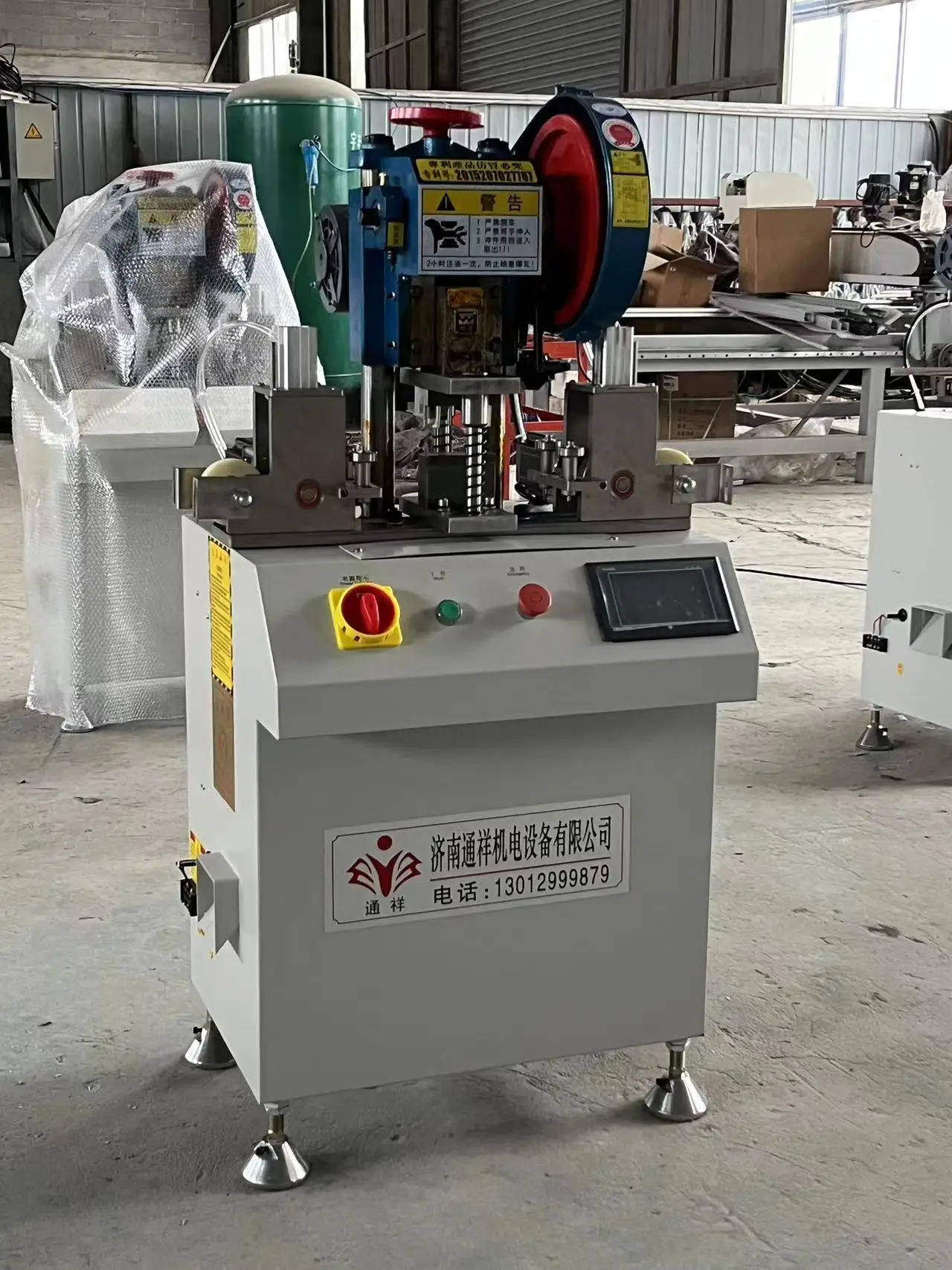 Automatic Door Window Hydraulic Punch CNC Aluminum Louver Punch For PVC For Manufacturing Plants Construction Industries