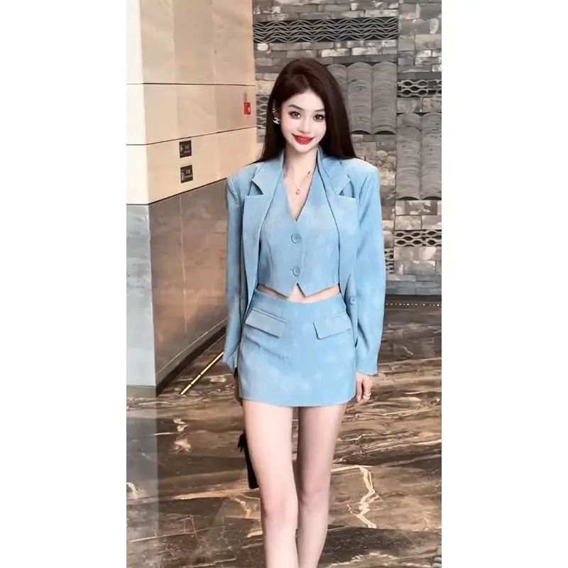 

Shpmishal Petite Blazer Three-Piece Set Fall New Women's Vest Shorts Loose Suit Outfit 2026