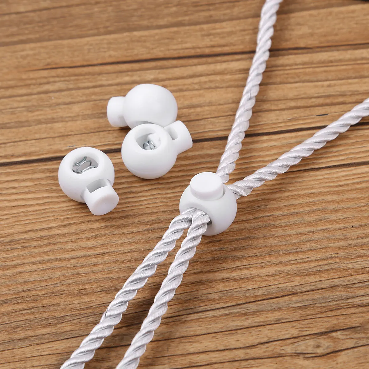 50Pcs Elastic Drawstring Cord Locks with Clip Ends Toggle Spring Loaded Luggage Lanyard Stopper Sliding Fastener Buttons