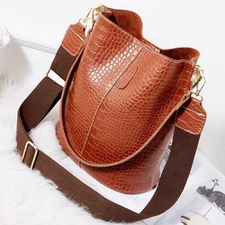 PU Leather Crossbody Bags Women Large-capacity Patchwork New Fashion Bucket Bags Crocodile Pattern Shoulder Messenger Handbag