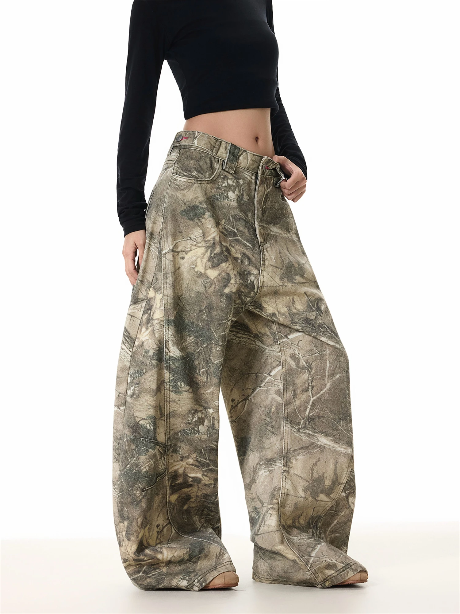 Vaqueros de pierna ancha con estampado de camuflaje para mujer, pantalones de calle informales Vintage con bordado rosa de cintura alta, novedad de 2025