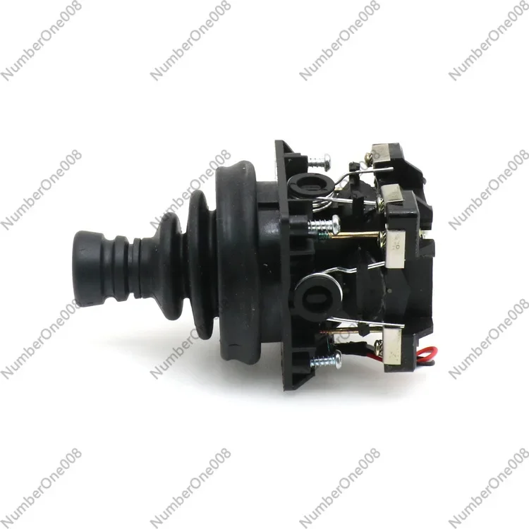 

Пульт дистанционного управления F24-60 с пятискоростным рокерным управлением для кранов и бульдозеров, обеспечивающий точное управление