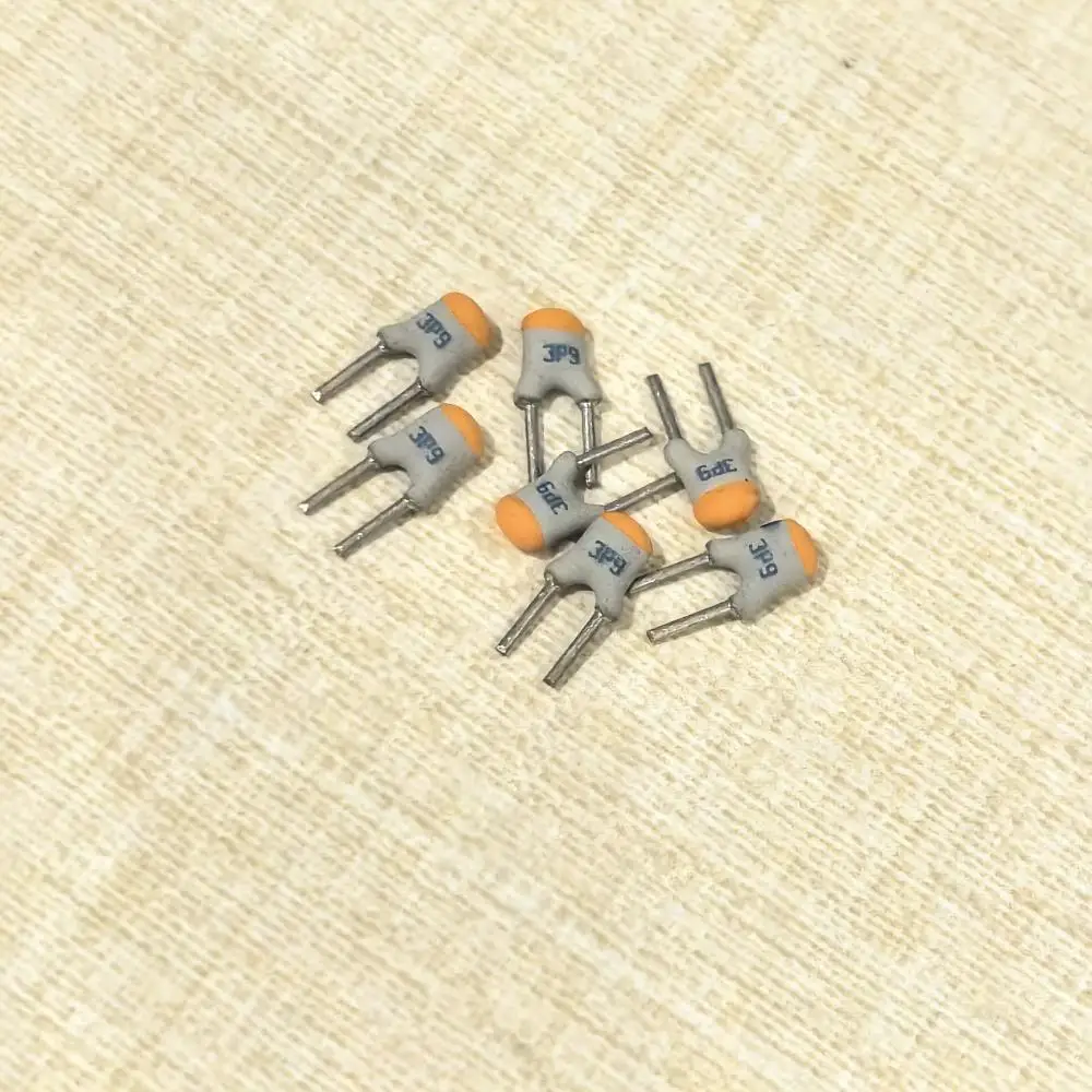 10pcs High-Frequency Silver Film Capacitor 100V3.9pF/4.7pF/5.6pF/6.8pF/27pF/82pF/120pF/150pF/2200pF/4700pF