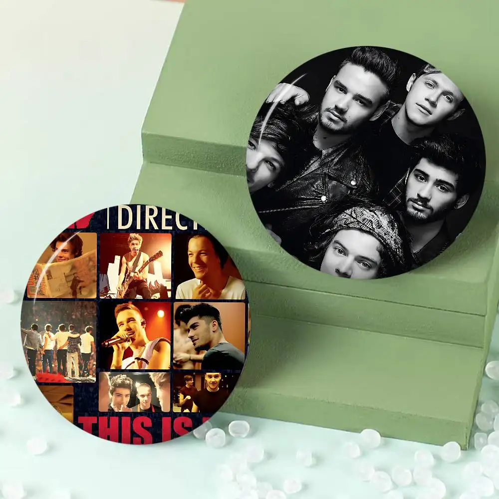 One band D-Direction Cartoon Brooches Anime Badge Round Handmade Brooch Lapel Pins Jewelry for Backpack Clothes Gifts