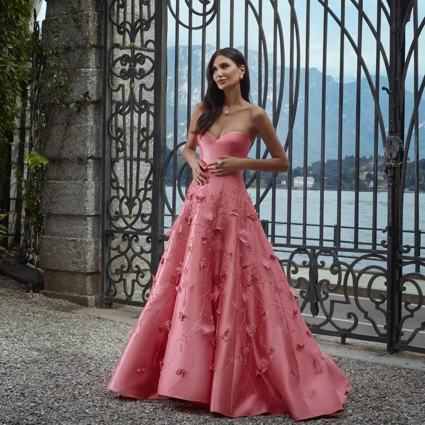 

Sharon Said Luxury Feathers Dubai Coral Pink Evening Dresses 3D Flowers Sweeheart Wedding Formal Party Dress SS470 Customized