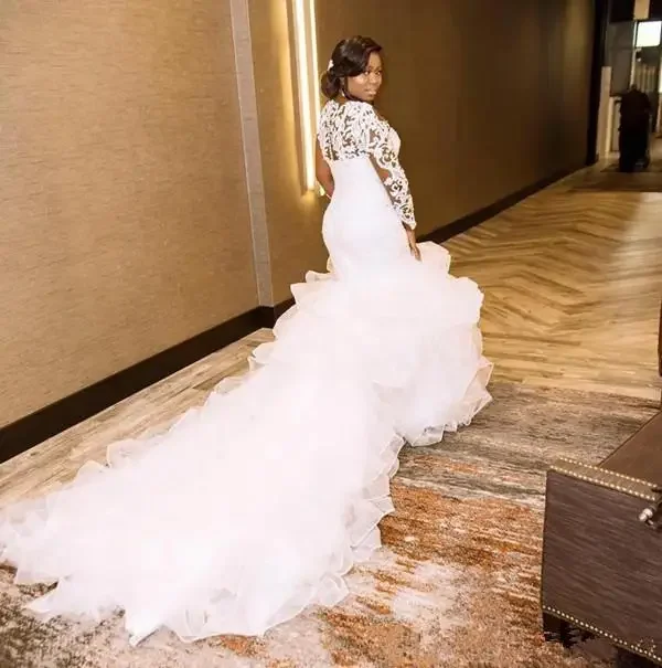 Vestido de novia de sirena de cola larga personalizado, manga larga, elegante vestido de novia africano con cuentas, cuerpo de encaje con cremallera en la espalda