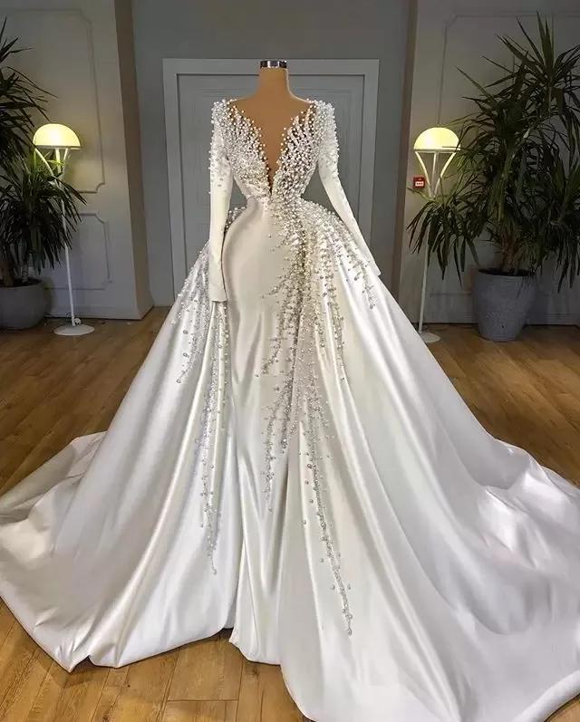 

Pearls Mermaid Wedding Dresses with Overskirt V Neck Satin Long Sleeve Bridal Gowns Elegant Wedding Dress robes de mariée