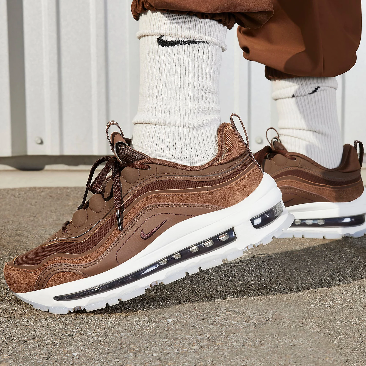 

Официальные женские кроссовки Nike Air Max 97 Futura на воздушной подушке FB4496-201