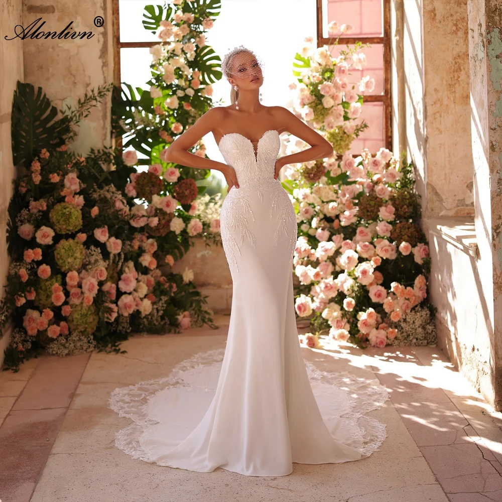 Alonlivn Custom Made Uniquite Mermaid Wedding Gowns Elegant Beaded Appliques Sweetheart Bridal Dresses With Removable Cap