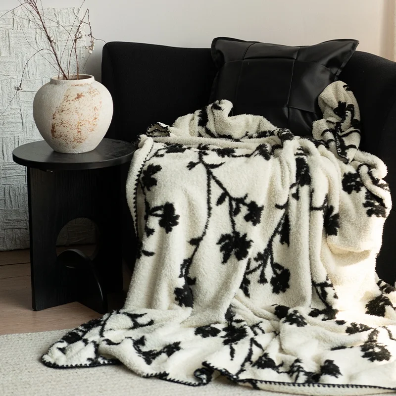 

Ретро-плед из утолщенного хлопкового вельвета, теплый плед для офиса, покрывало для дивана, плед во французском стиле, всесезонный, из полиэфирного волокна