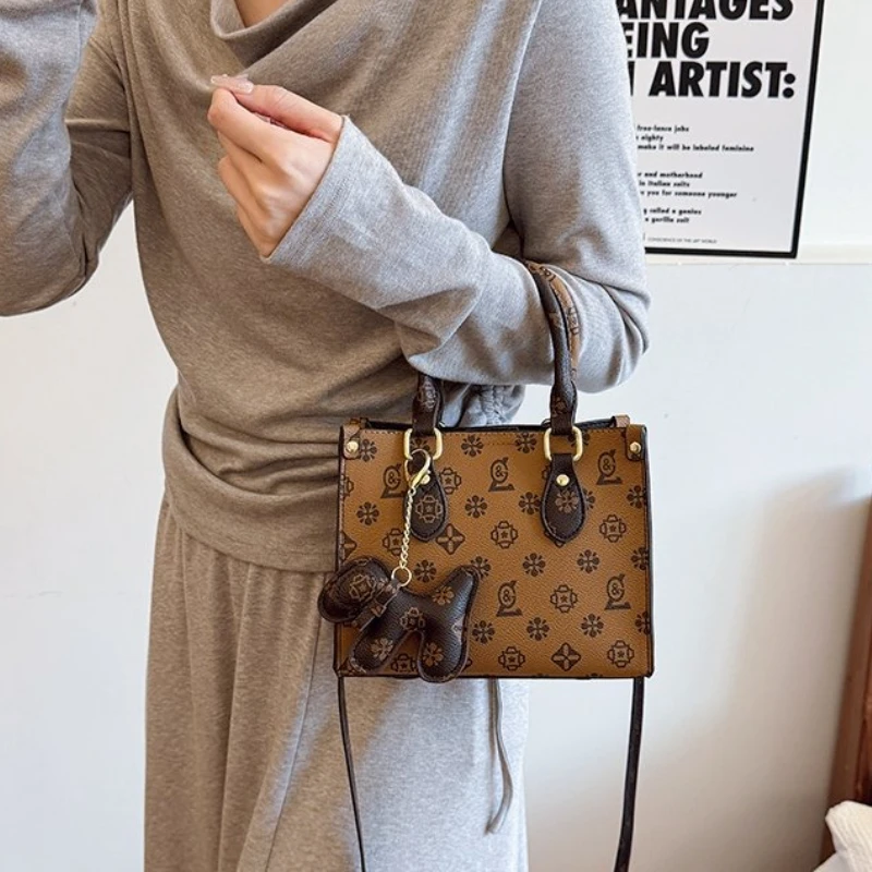 

Модная большая сумка с принтом, универсальная сумка через плечо, подходящая для поездок на работу и покупок большой вместимости