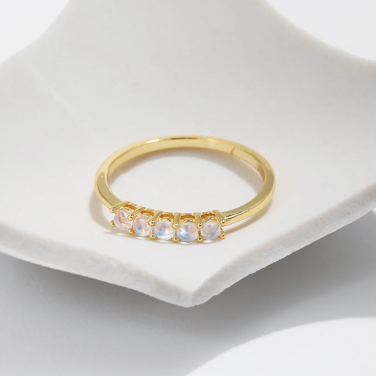 MODIAN 925 Sterling Silver Simple Prong Setting Moonstone Finger Ring Fashion Gold Color Stackable Jewelry For Women Gfit