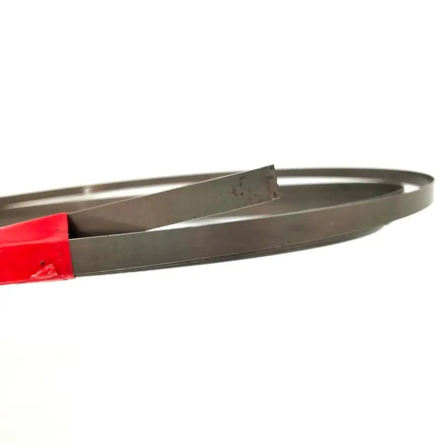 

This film is made of high quality and high elastic steel with good elasticity .