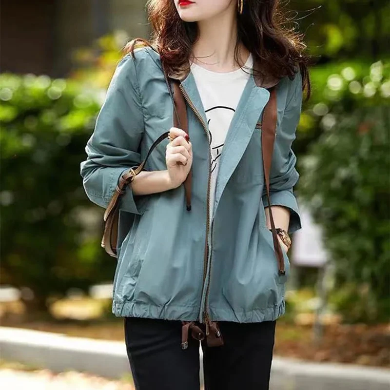 

Women Trench Coat Female Spring Autumn New Temperament Slim Overcoat Ladies Simplicity Solid Color Hooded Windbreaker 4XL