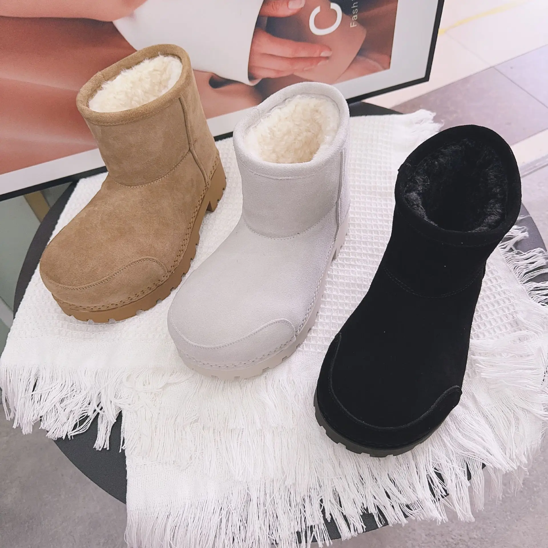 

2025 зимние женские теплые зимние ботинки без шнуровки с круглым носком, женские плюшевые ботинки до середины икры на толстой подошве, вечерние туфли на платформе
