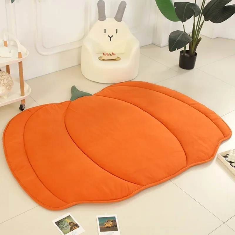 

2025 new leaf-shaped floor mat can be used as summer quilt special-shaped floor mat new children's creative floor mat