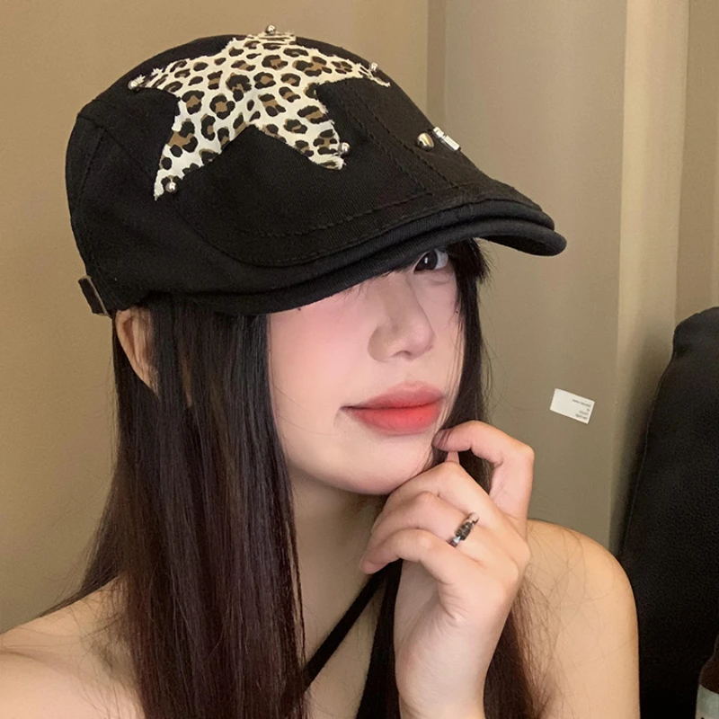 Y2k Personality Leopard Print Star Sticker Forward Hats for Women and Men Summer Outing Versatile Niche American Retro Berets