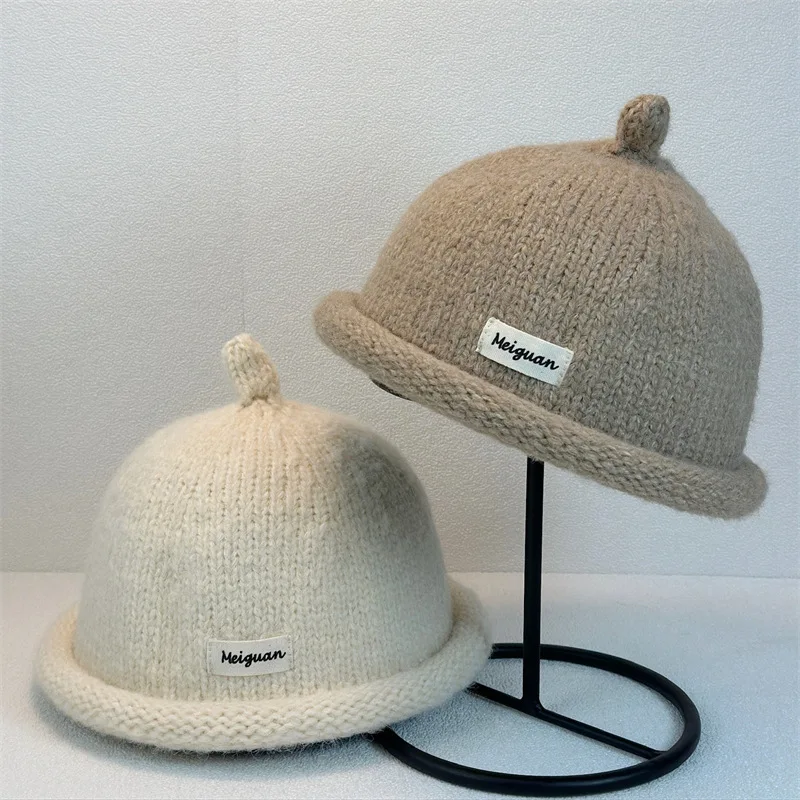 2025 Women's Winter Beanies Turned-up Brim Knitted Woolly Hat Keep Head Warm Knitted Cap Minimalist Style Fashion Accessories