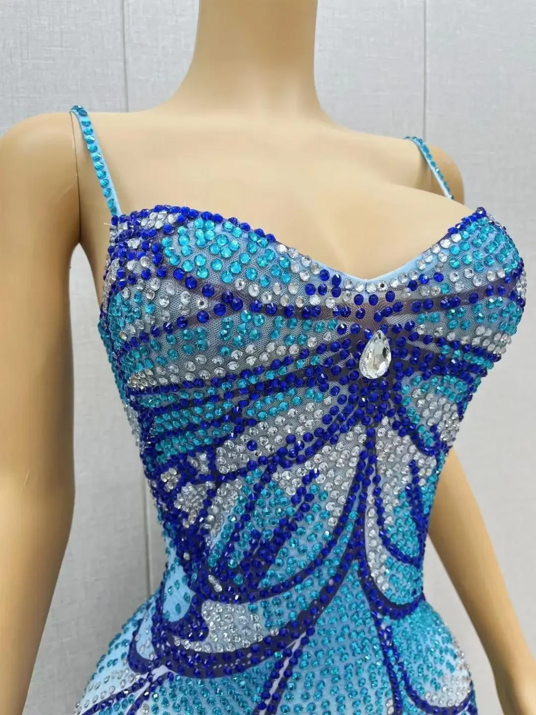 

Sparkly Rhinestone Blue Butterfly Long Dress Women Birthday Celebrate Party Outfit See Through Mesh Event Sexy Couture Bingpodie