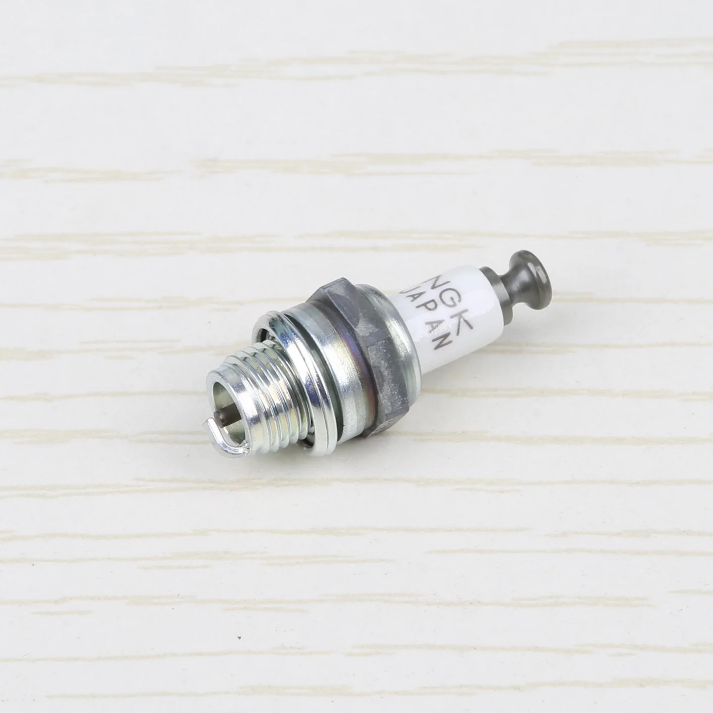 قابس مولد NGK الأصلي CM-6 متوافق مع محركات الغاز DLE RCGF NGH - قابس شرارة للسيارات