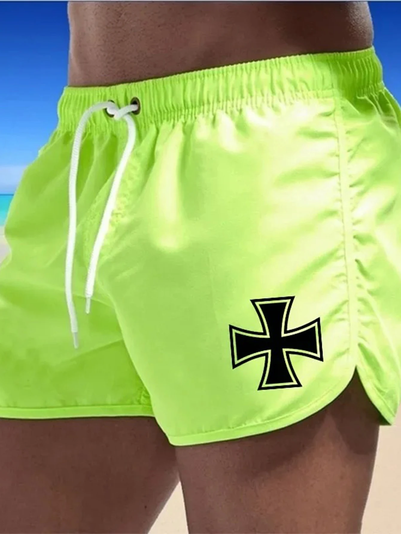 2025 pantalones cortos estampados para hombre, pantalones de gimnasio a la moda para hombre, bañadores de playa ventilados para nadar, pantalones cortos de secado rápido para Surf de verano