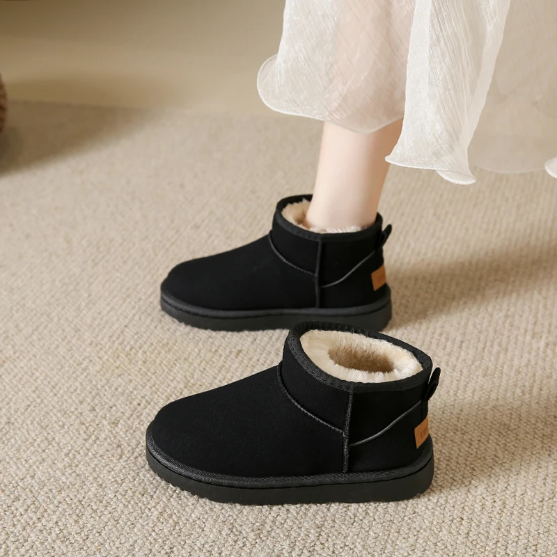 Snow Boots Women\'s Short Tube Thickened Cotton Shoes Non-slip Winter New Shoes Student Women\'s Shoes 2023 Black Boots