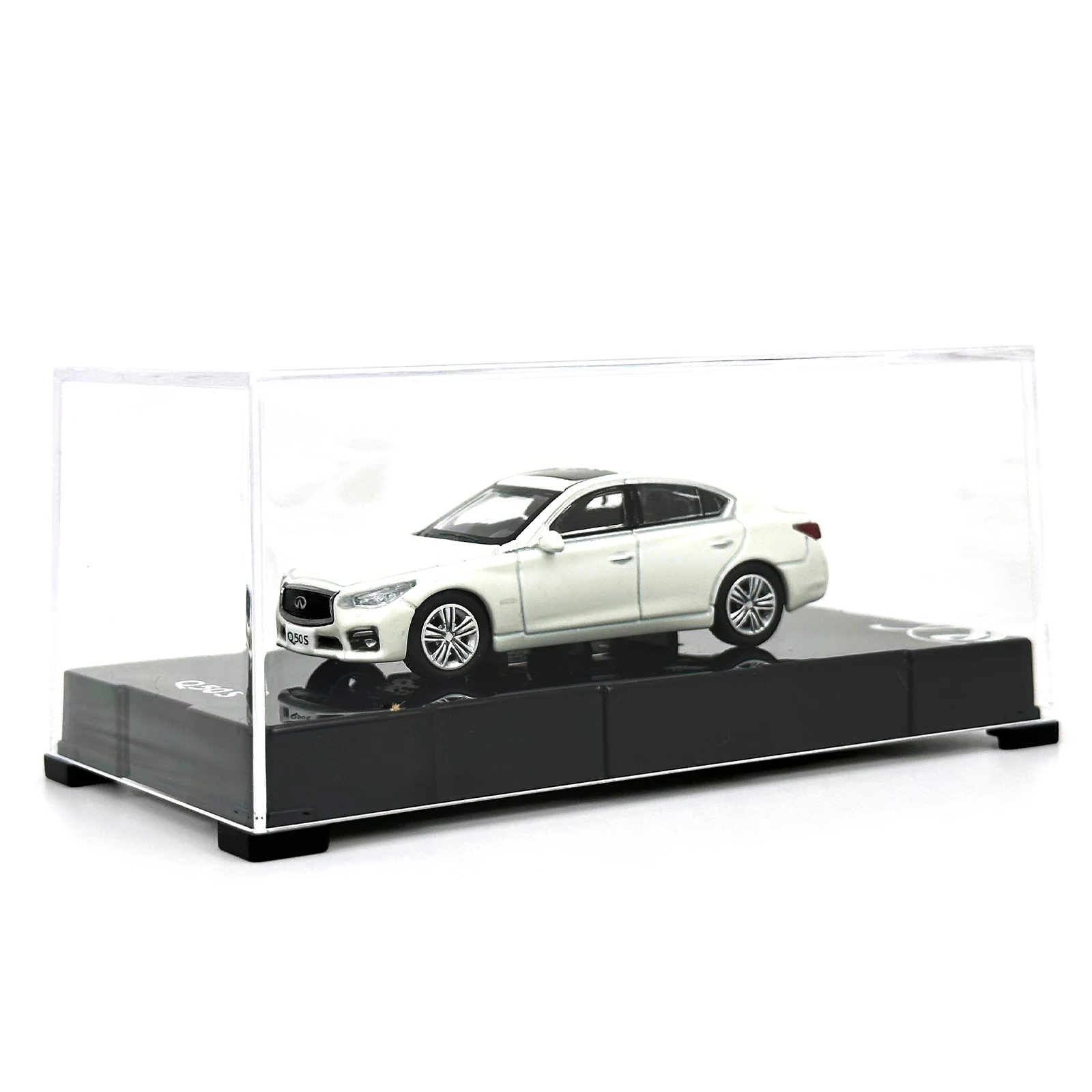 Paudi 1:64 Scale Infiniti Q50S White Alloy Simulation Miniature Car Model 1/64 Diecast Metal Mockup Vehicles Toys Adult Hobbies