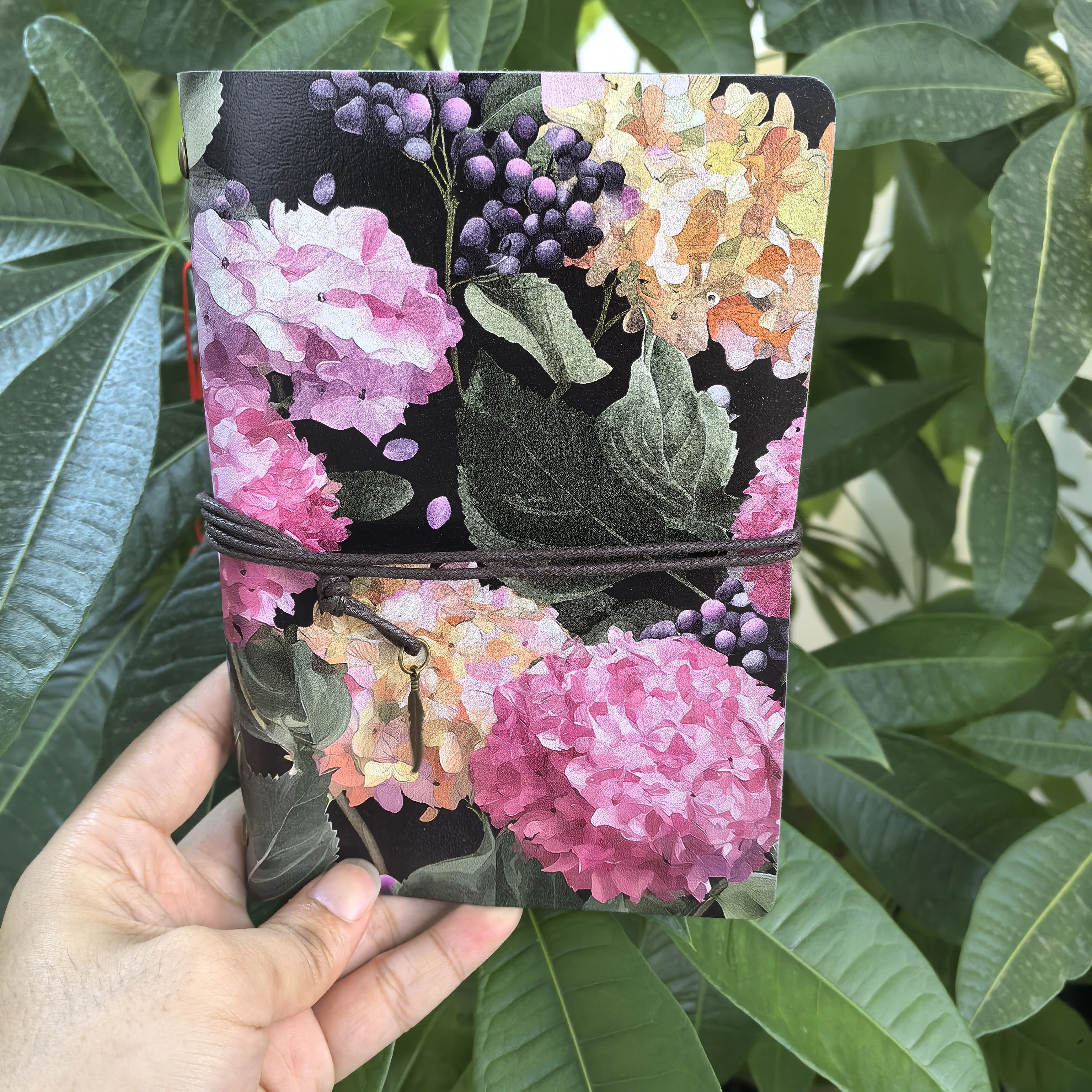 

Dark Floral Hydrangea PU Leather Journal A6 Vintage Hydrangea Print Gothic Floral Diary with Elastic Band for Women Writers Gift
